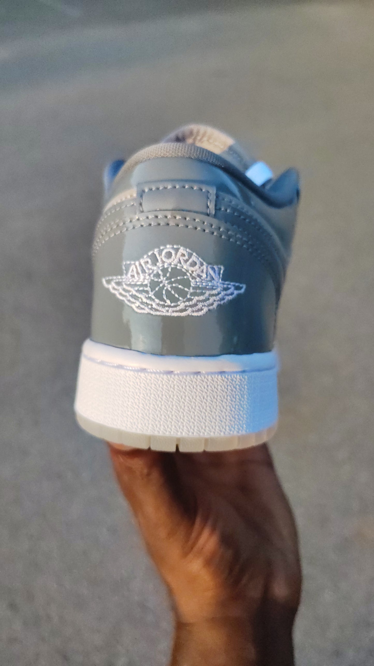 Jordan Retro 1 se cool grey