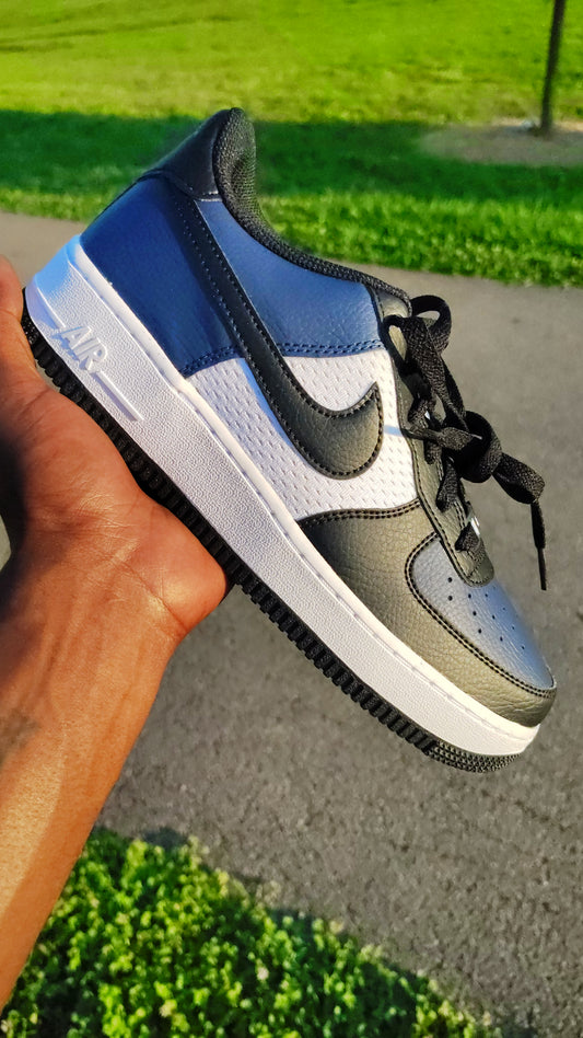Nike Air Force 1 Lv8