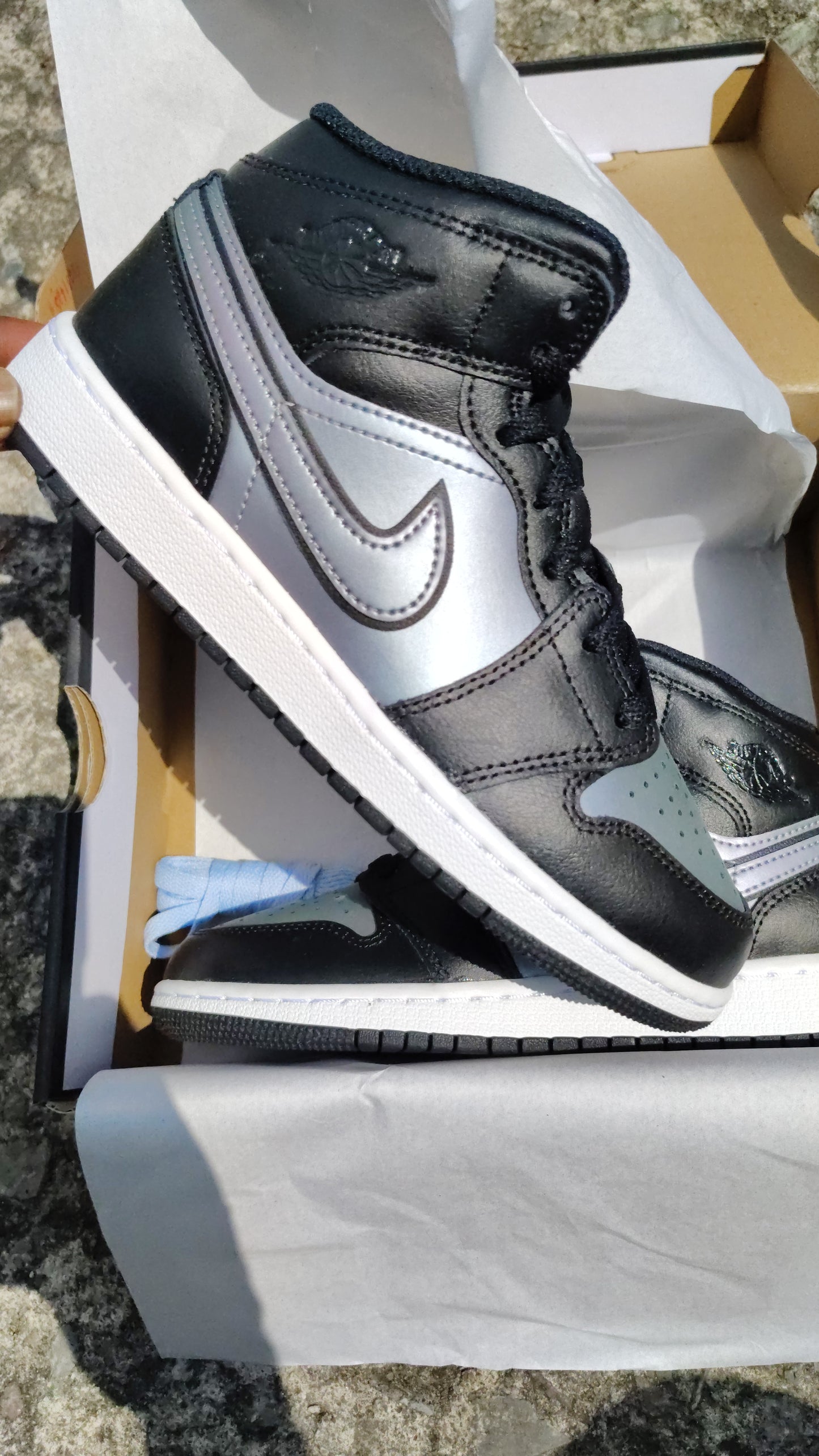Unreleased Jordan Retro 1 black iridescent