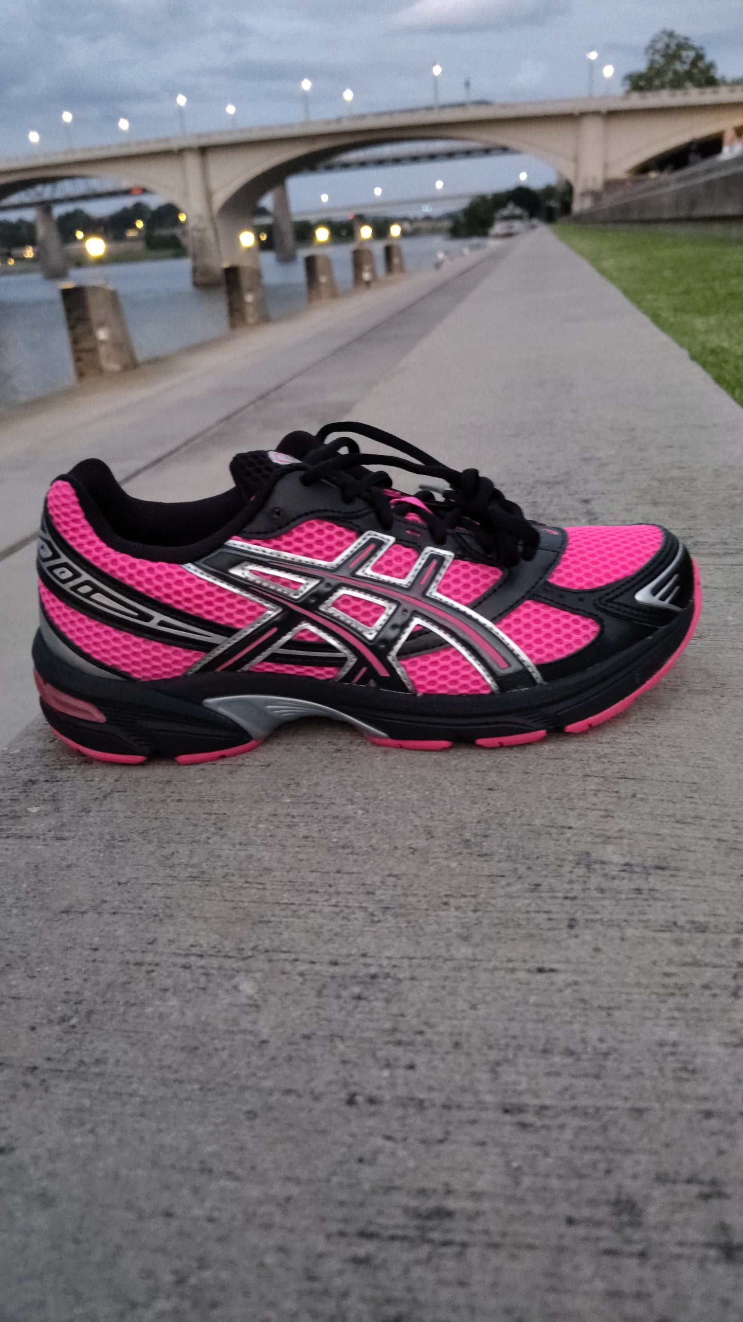 Asics gel 1130 W.  pink glo